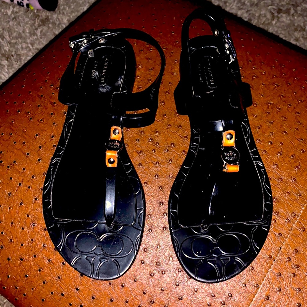 Coach Thongs